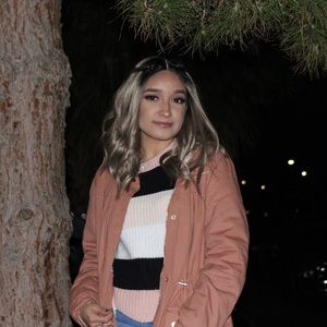 Meet your Posher, Esther